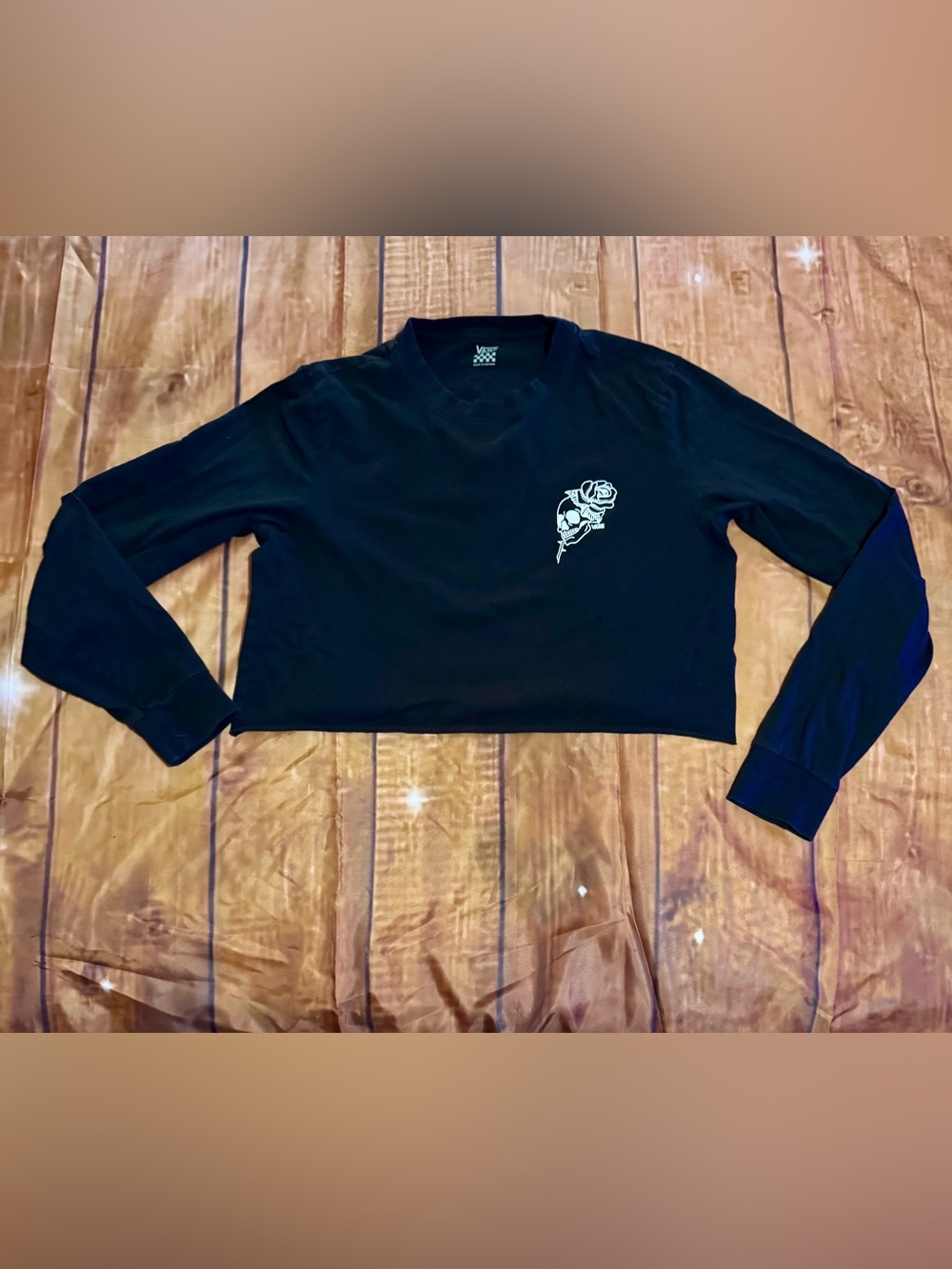 Vans Black Long-Sleeve Graphic Crop Top with White Rose Skull